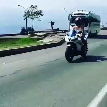 HONDA CBR 600 ( wheelie) by a girl
