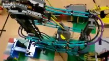 Lego: incredibile catena di montaggio