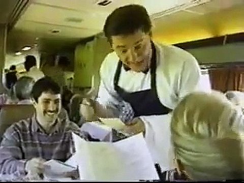 THERE GOES A TRAIN! - Train Dining