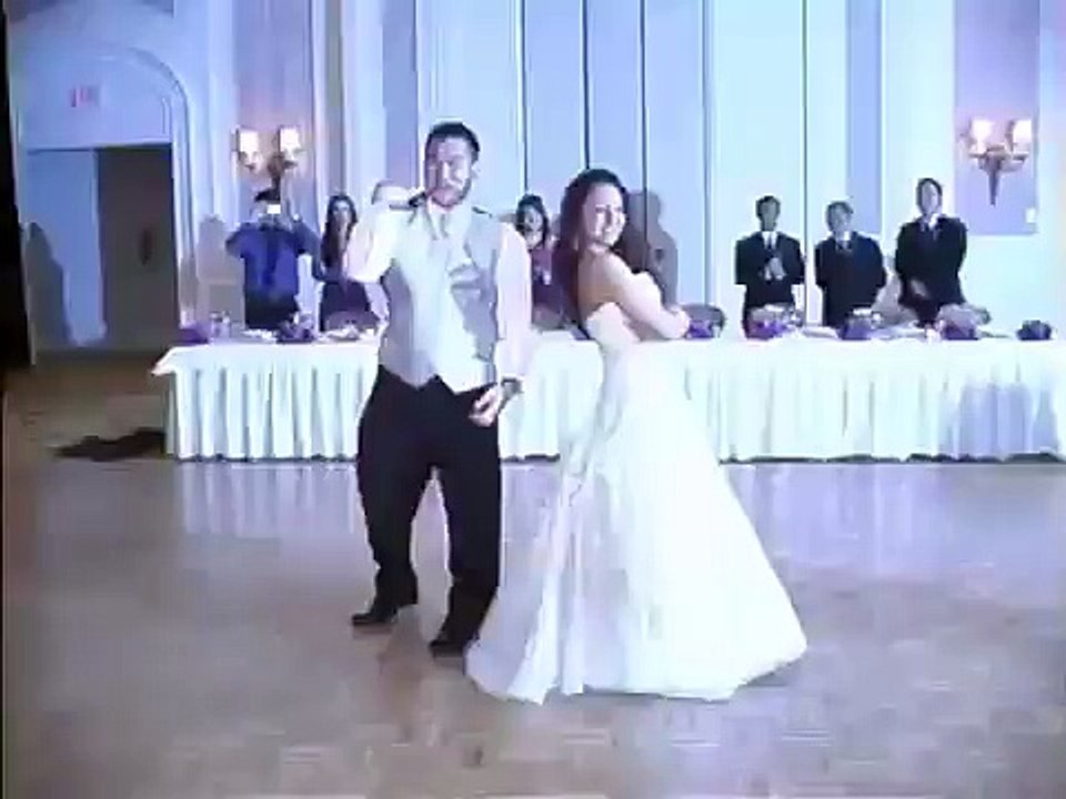 Ha Funny Wedding Dance Can't Touch This MC Hammer