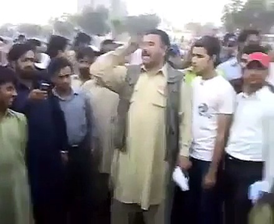 lahore divo group ki ziadti is larki k sath