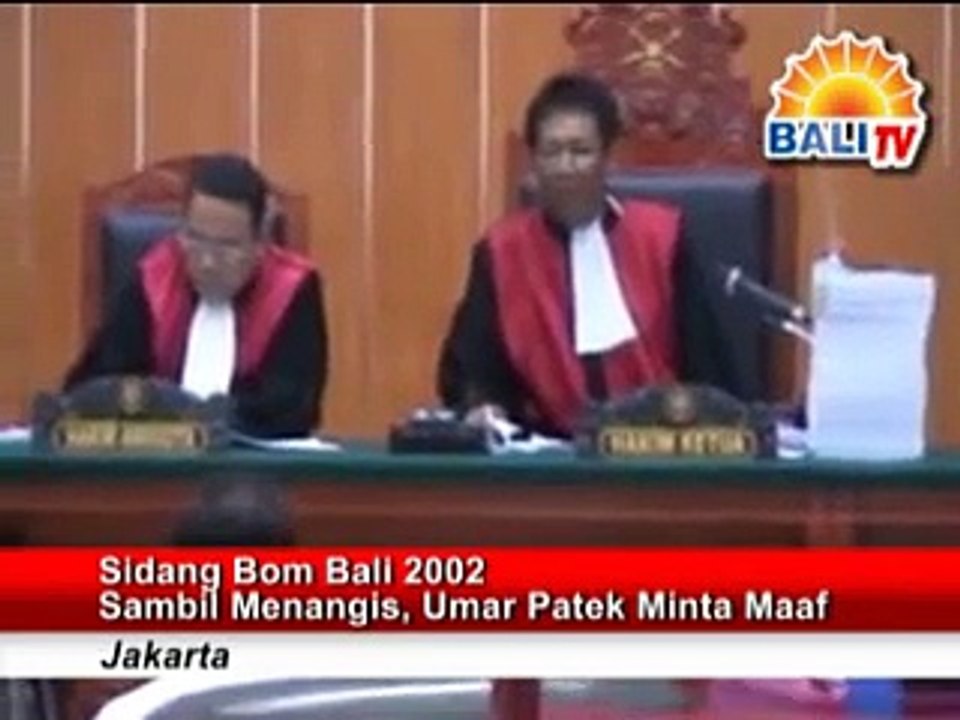 Sidang Bom Bali 2002 sambil menangis,Umar Patek Minta Maaf