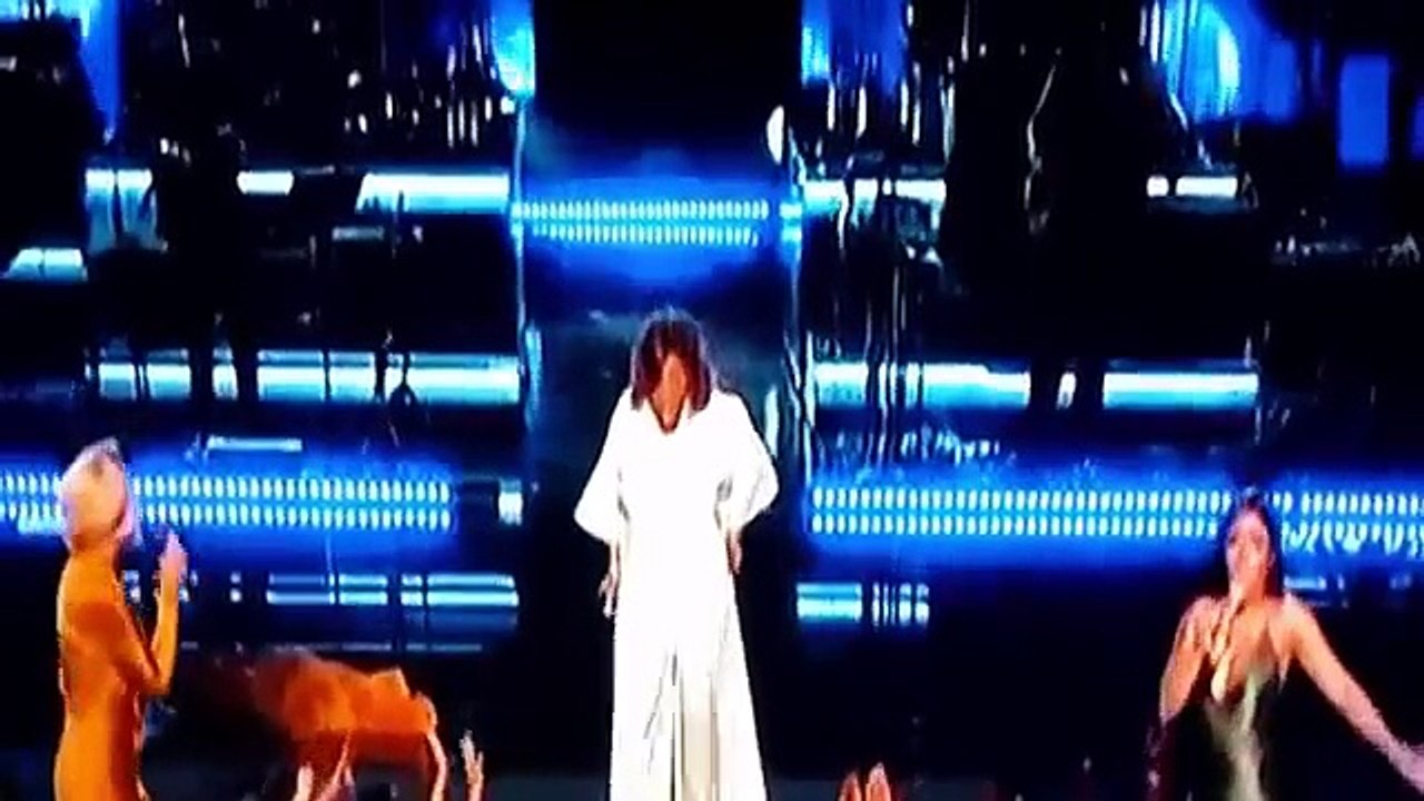 K. Michelle, Tamar Braxton, & Patti LaBelle Pay Tribute To Same-Sex Marriage At BETs Awards 2015