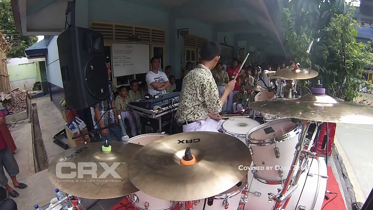 Avenged Sevenfold - Almost Easy at School