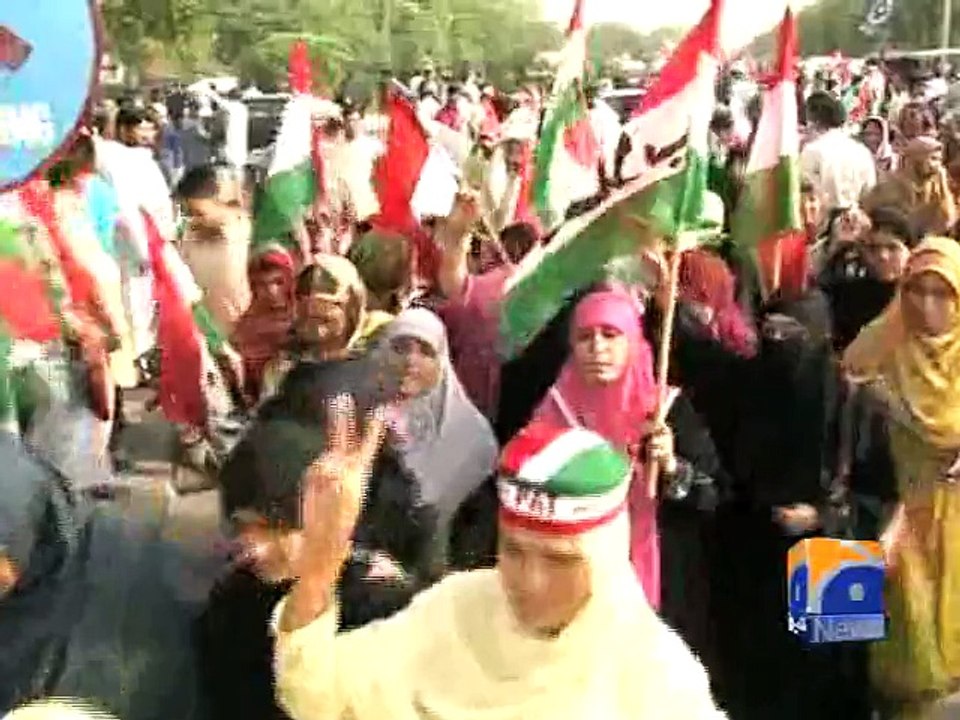 Tahirul Qadri arrives (Lahore) - Geo Reports - 11 Feb 2015