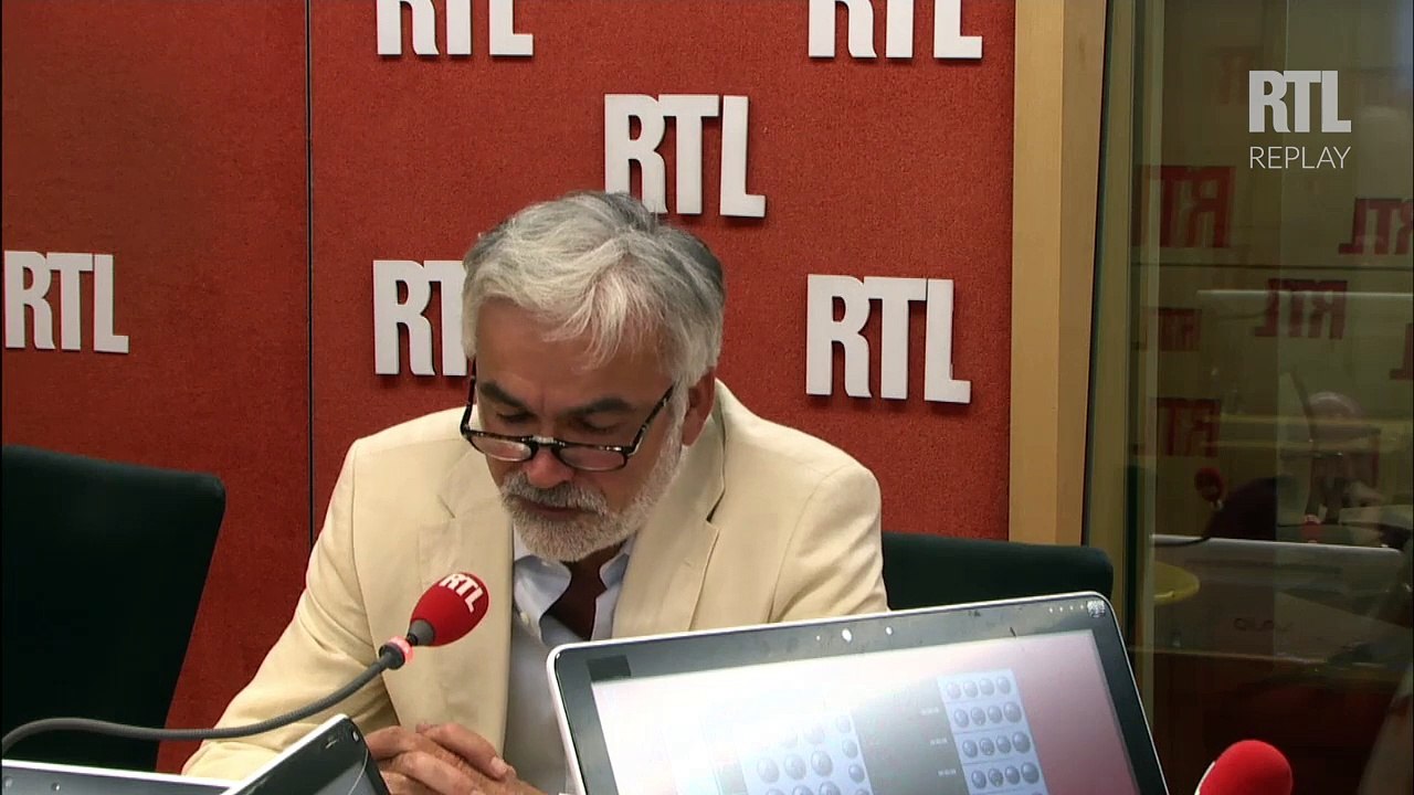 "Il y a du soleil sur la France !", se réjouit Pascal Praud