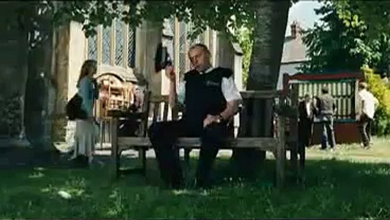 HOT FUZZ (trailer)