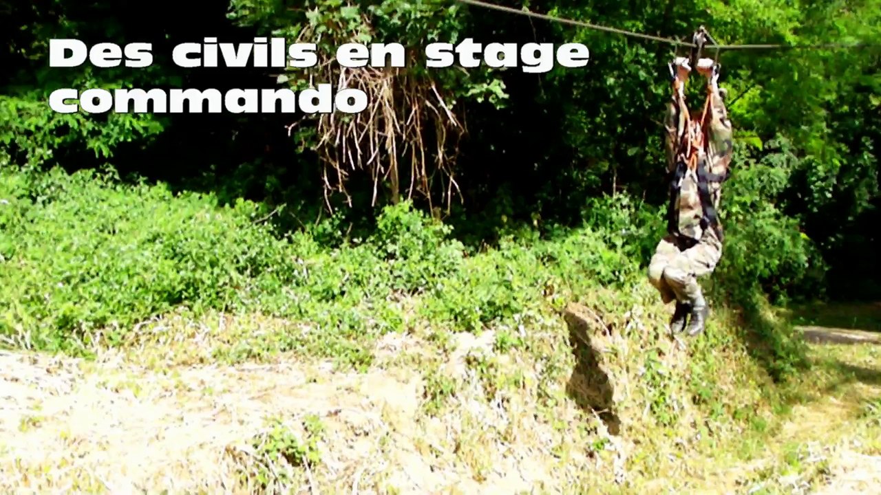 Des civils en stage commando avec la base 110 de Creil