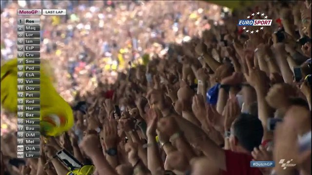 GRAND PRIX DES PAYS-BAS : Rossi a pris les graviers et a gagné