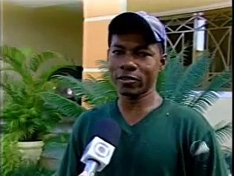 Uso de herbicida em areas urbanas - matéria TV Oeste (Rede Bahia - Rede Globo de Televisão)