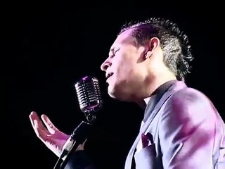 Ráfaga - Muero de Frío con Piano, en vivo en España