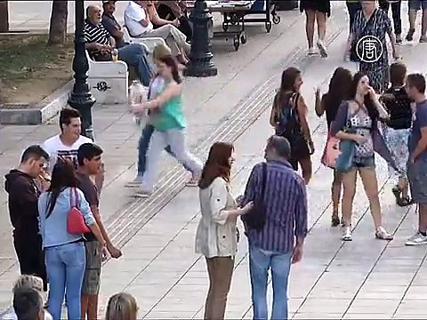 В Греции закрыты банки и ограничено снятие наличных