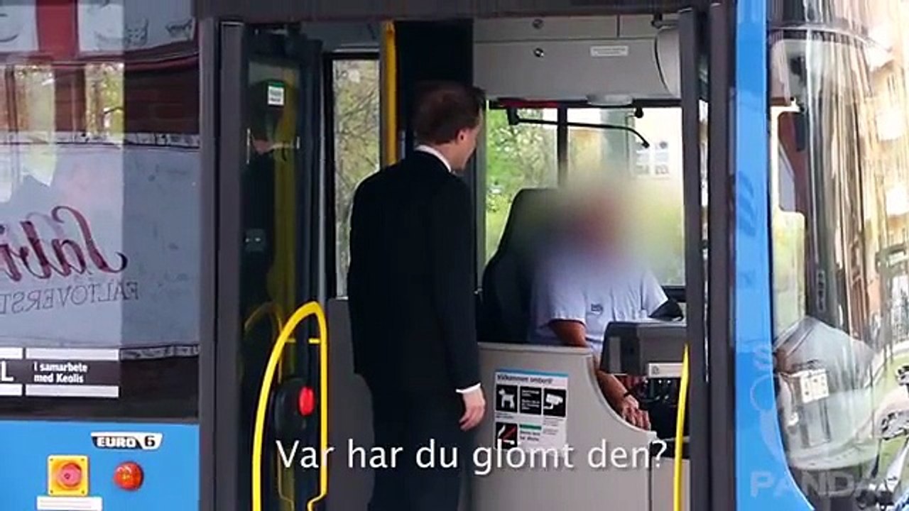 Voyager dans un bus : riche/pauvre