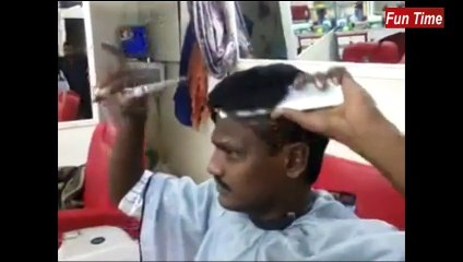 How barber can cut his own hairs!! Watch this...