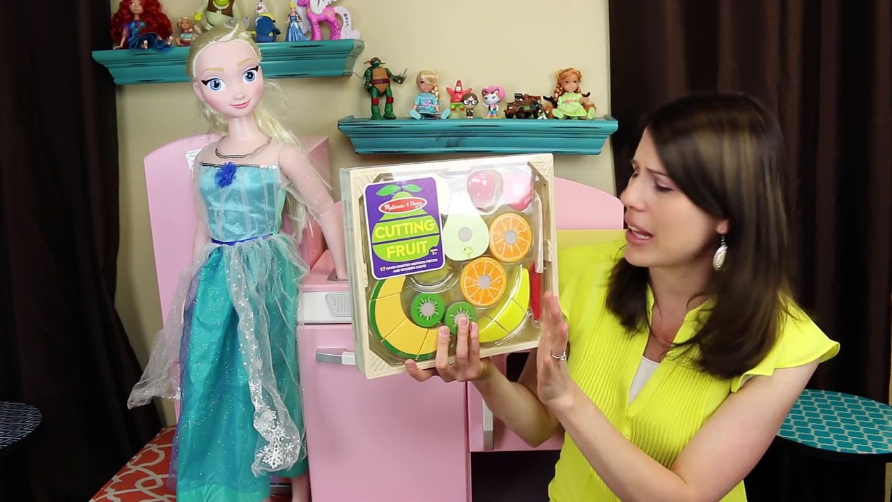 My Size Elsa Fruit Cutting with Melissa and Doug Slicing Play Food Set and KidKraft Kitchen