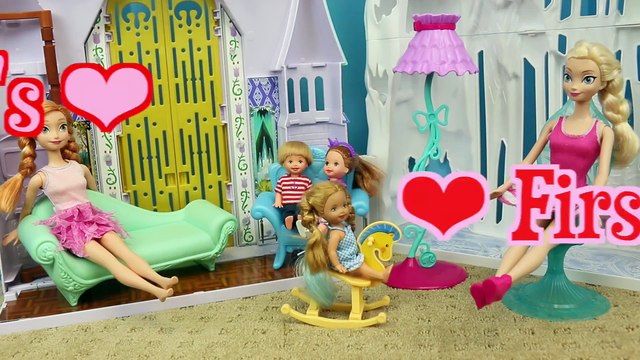 Frozen Elsa KISSES The Little Mermaid s Prince Eric!!!! Frozen Barbie Flashback Parody DisneyCarToys