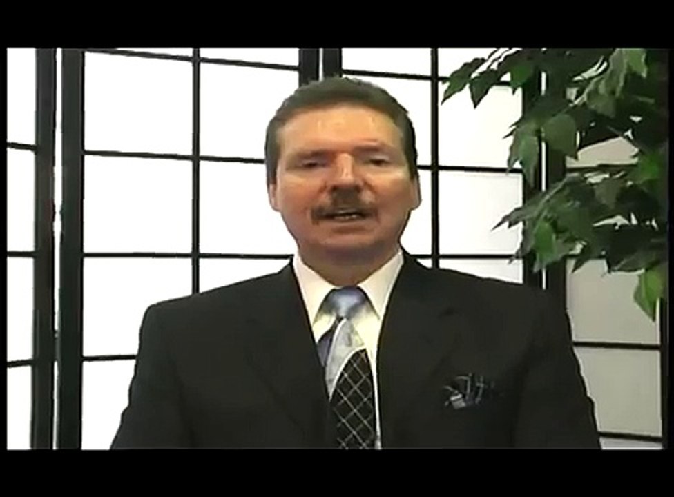 How to Attract Women : Body Language Tips for Attracting Women