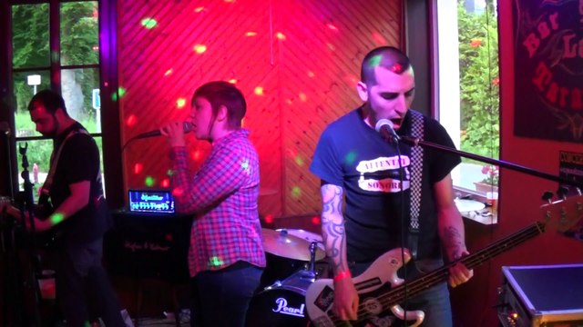 Concert : Yvelines punk-rock le 30.05.2015 au Bar La Taranne (76)