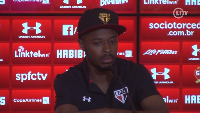 Michel Bastos sobre atrasos: 'Somos trabalhadores e queremos receber'