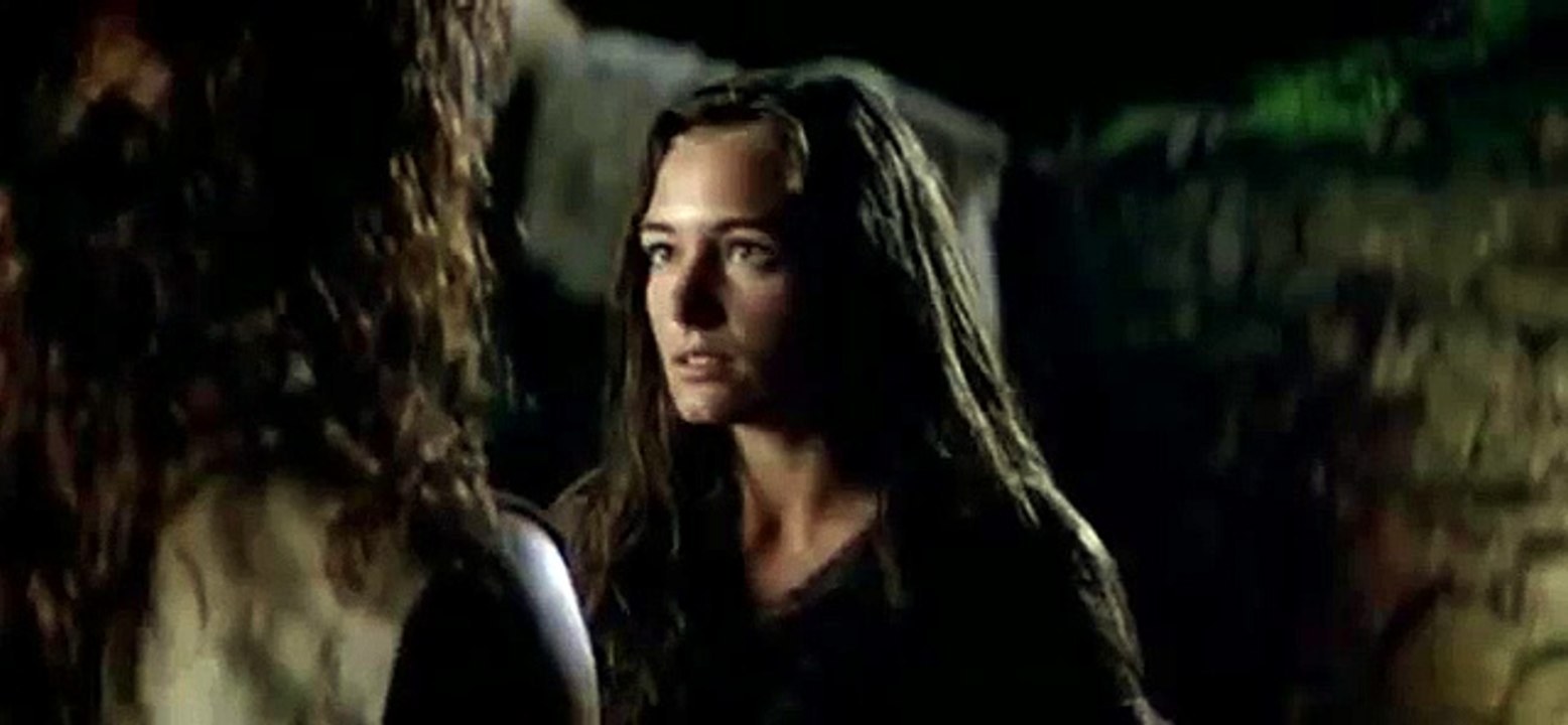 Braveheart - William Wallace returns Murron the flower