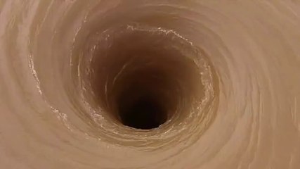 Un vortex géant dans un lac