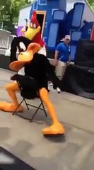 Bugs Bunny  (Watch Me) Nae Nae