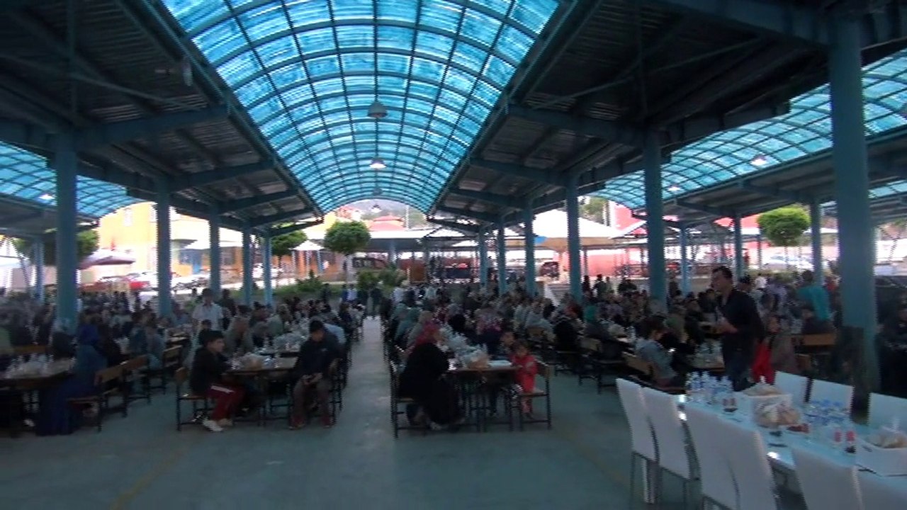 Eskipazarlılar İftar Yemeğinde Buluştu 2015