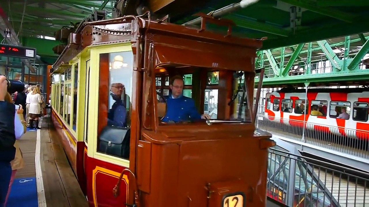 Wuppertaler Schwebebahn ( Kaiserwagen ) ~ Monorail Suspension Railway ,Wuppertal ~ Germany