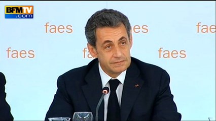 Sarkozy accuse Tsipras de "démagogie", de "cynisme" et d'irresponsabilité" [29.06.2015]