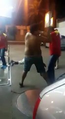 QUEBRA PAU NO POSTO DE GASOLINA