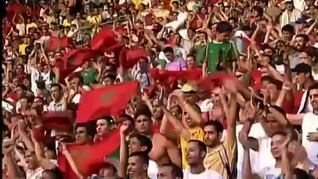 Johan Derksen over zijn Marokkanen-opmerking (met Jakhals Erik in De Wereld Draait Door)