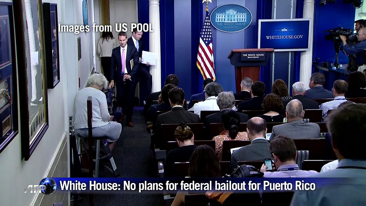 White House: No plans for federal bailout for Puerto Rico