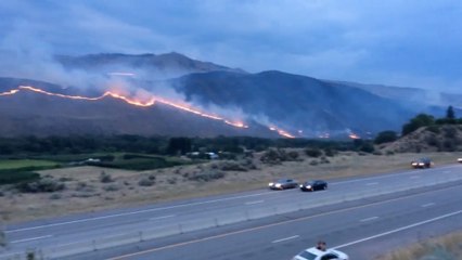 Social video of fast-moving Sleepy Hollow Fire in Washington