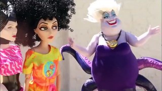 DisneyCarToys Ursula, Maleficent & Mother Gothel Disney Barbie Dolls Ice Bucket Challenge for ALS