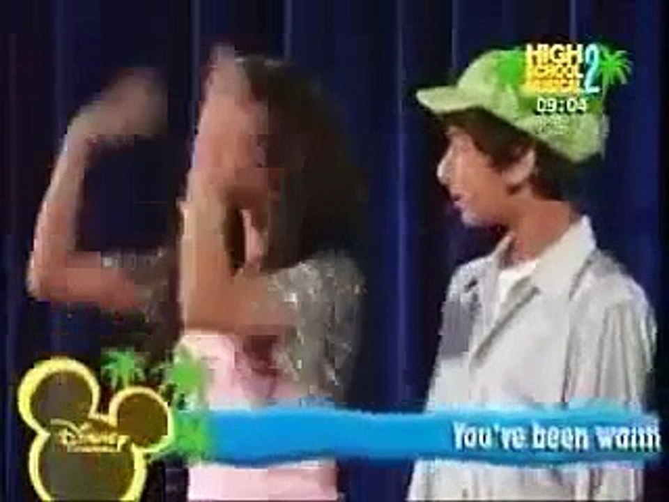 Zack y cody: Gemelos en Accion Bailando y Cantando