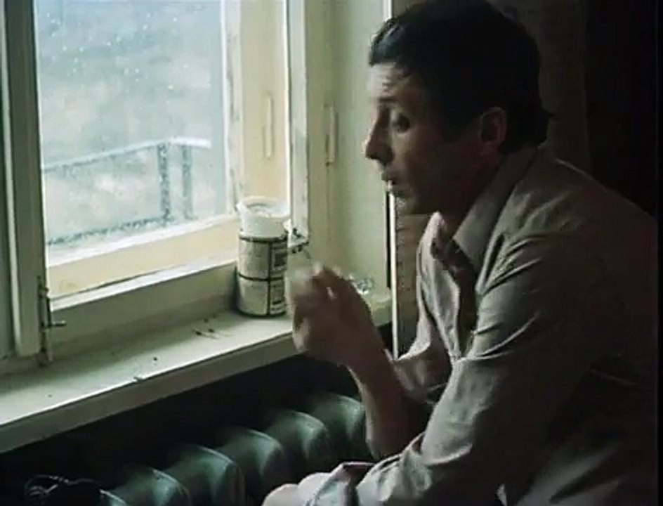 Олег Даль. _Отпуск в сентябре_ (1979) - 5 [360p]