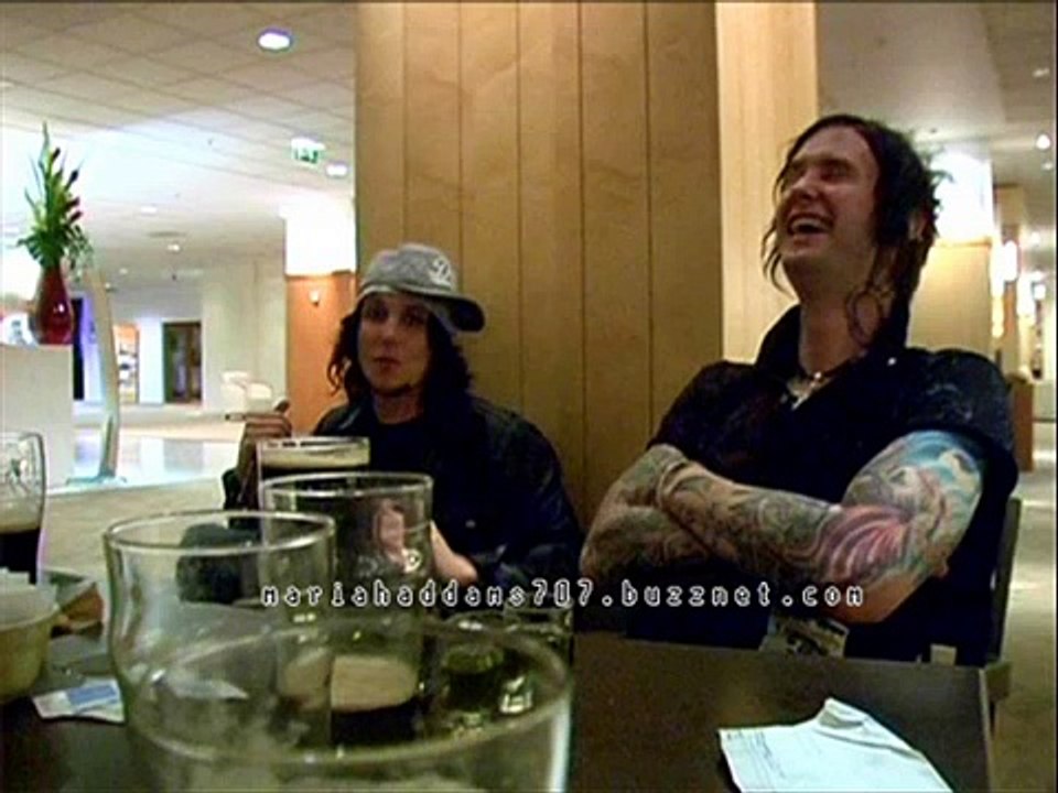 a7x- The Beer Song