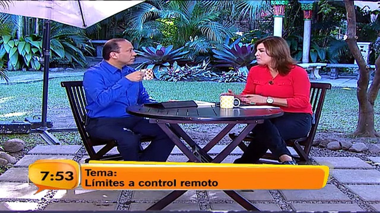 Tema de fondo: Padres �a control remoto�
