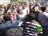 مواجهات عنيفة بين مؤيدي الرئيس صالح ومعارضيه
