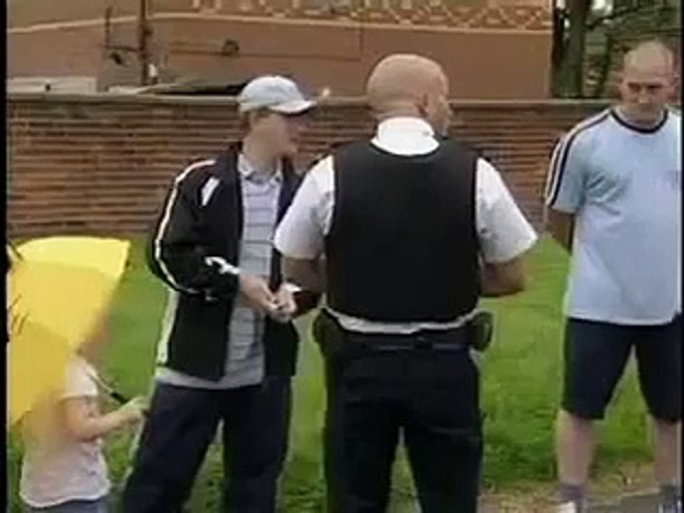 Nice Fight - Cops vs Drug Dealer