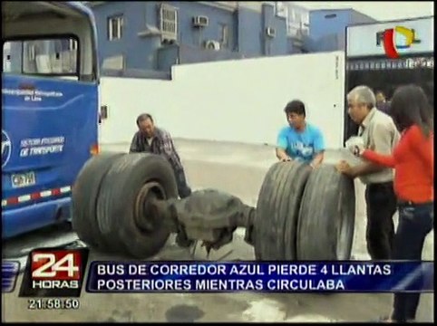 Corredor azul: bus perdió llantas traseras mientras circulaba en San Isidro