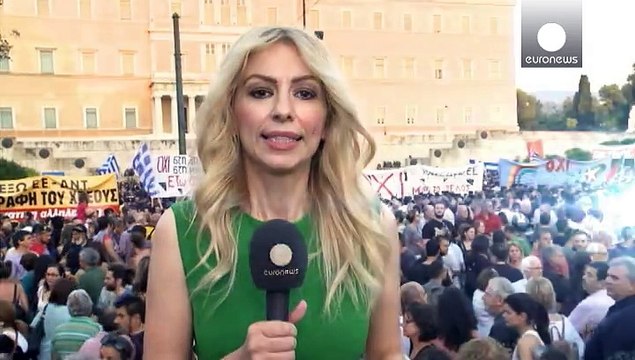 В Афинах многотысячная демонстрация в поддержку Ципраса