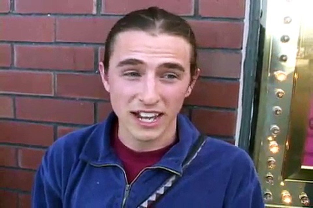 THE BIG FUNNY - Reel People  Real Reviews  - Fahrenheit 911