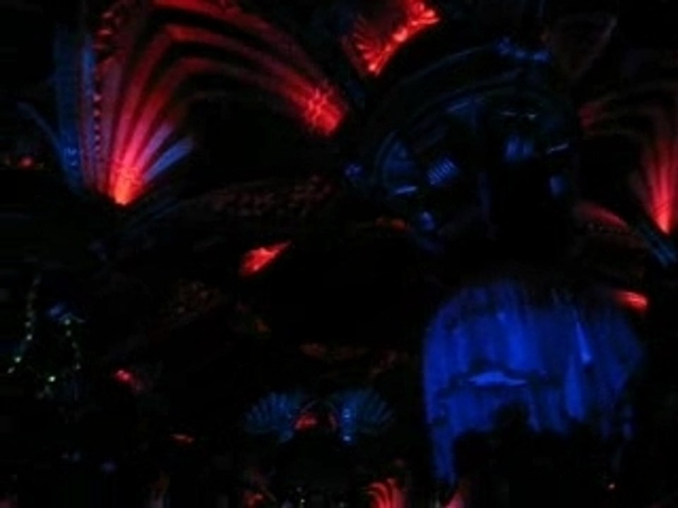 Au musée Grévin:Palais des mirages.