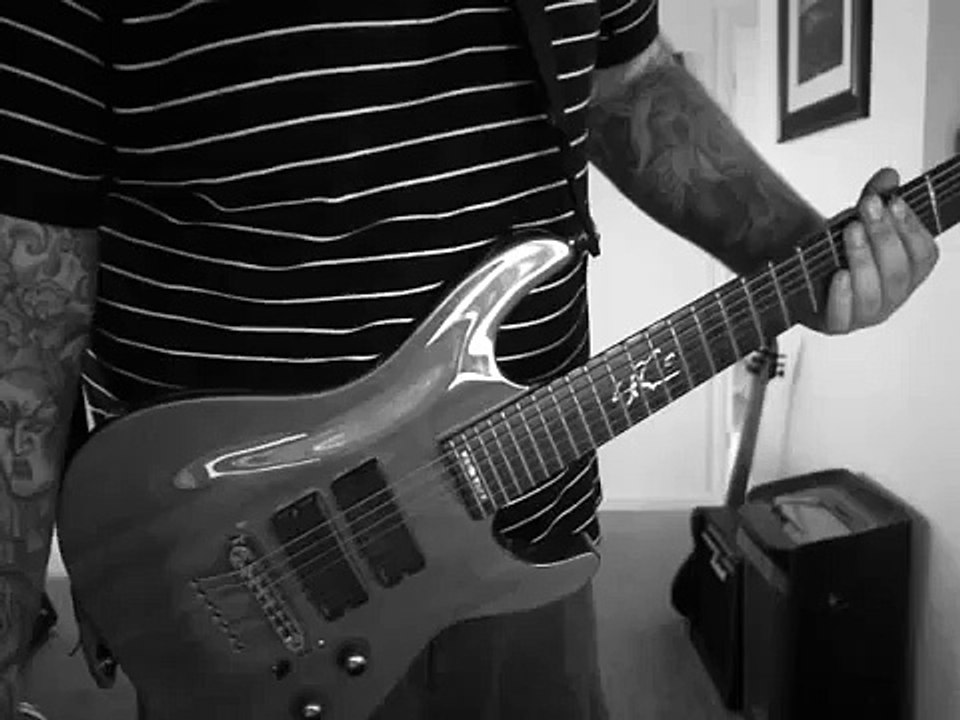 Deftones -- Romantic Dreams -- Playthrough on guitar