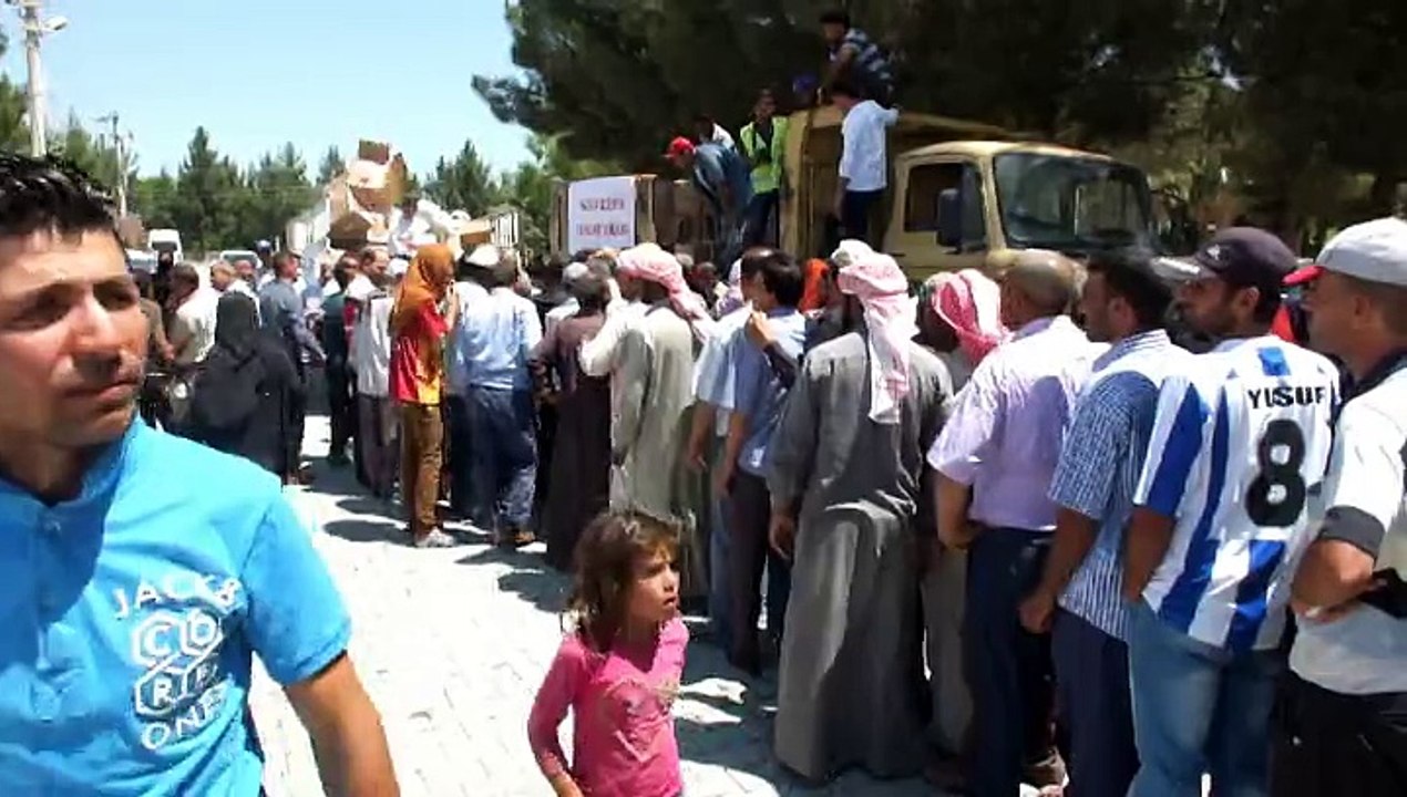 HARRAN BELEDİYESİ YARDIM PAKETLERİ2015
