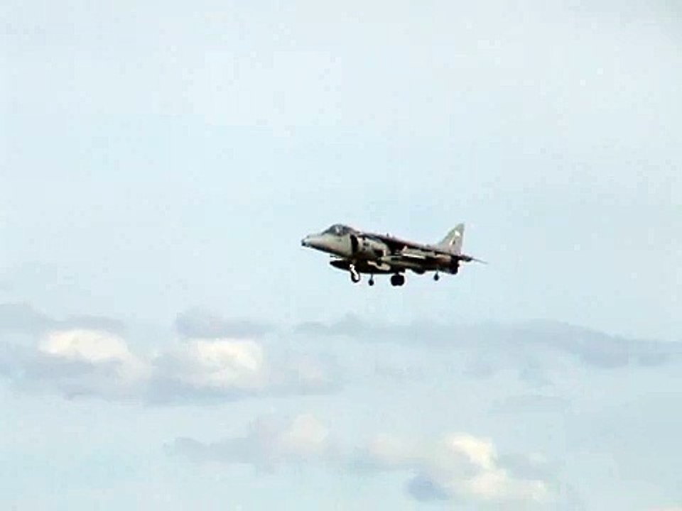 LOUD!!!!!!!!! The HARRIER. Jump jet