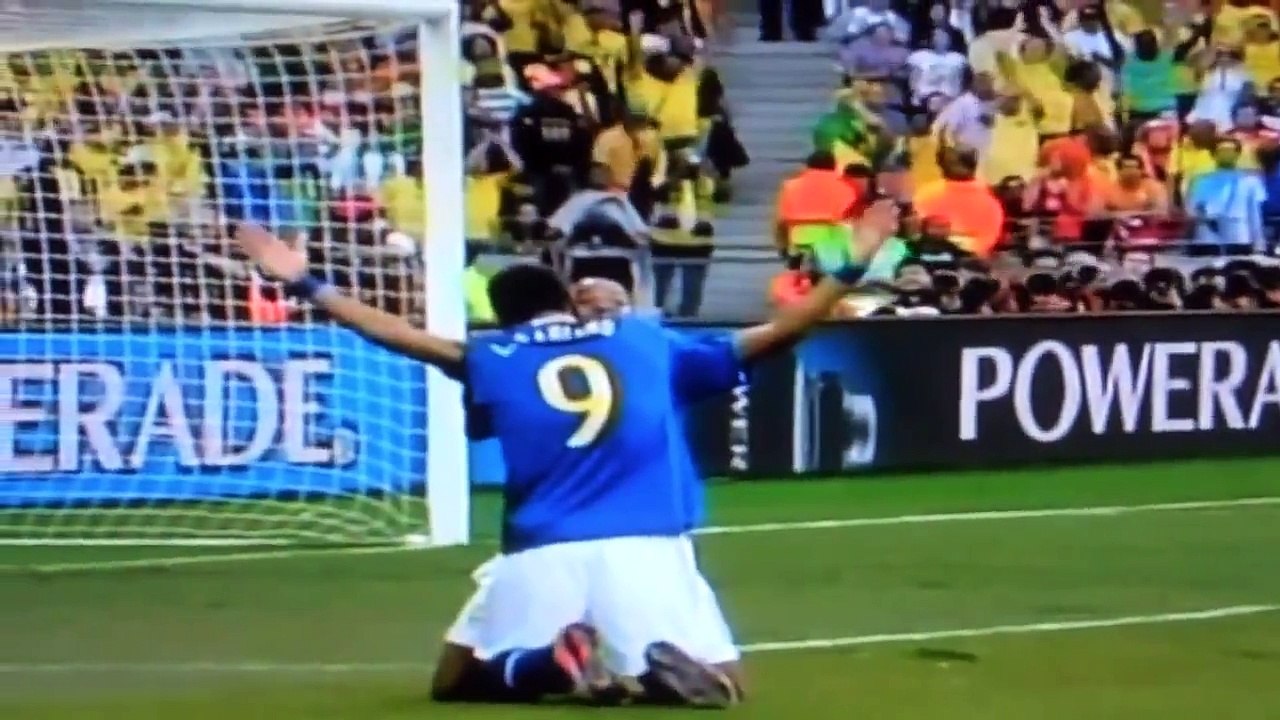 Netherlands 2 Brazil 1.Holland Reach The World Cup 2010 Semi-Final And Send Brazil Home