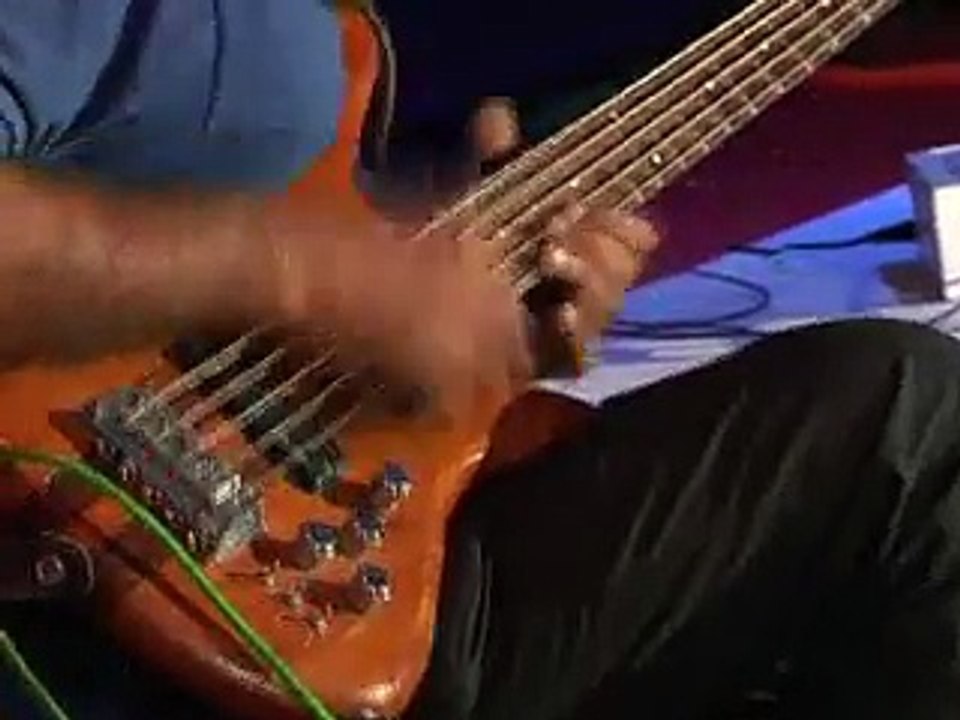 Bass Guitar Solo Jayen Varma (Indian Slap bassist)
