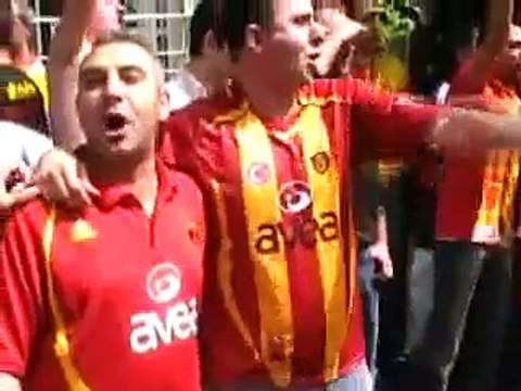 Yeni Beste Sampiyonlük Götünüze Girsin ultrAslan Avrupa